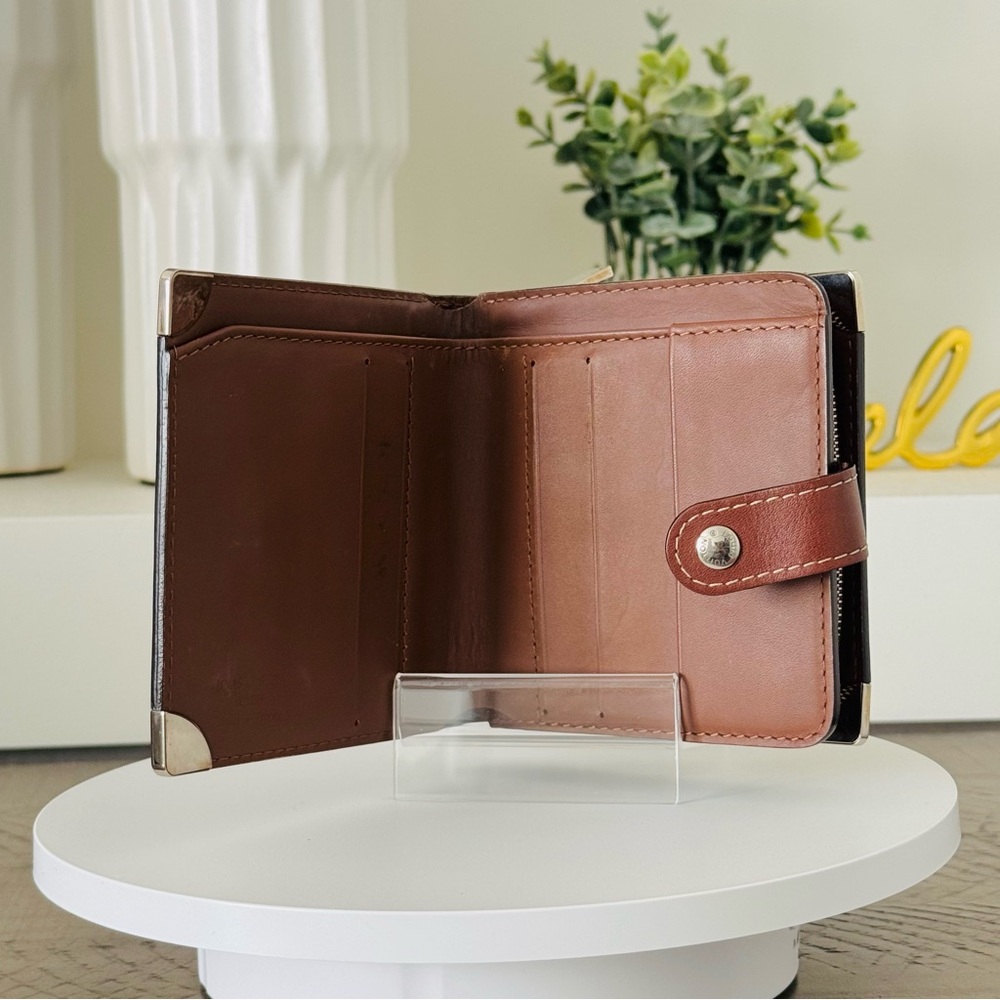 Louis Vuitton Suhali Leather Compact Wallet - Picture 5 of 10
